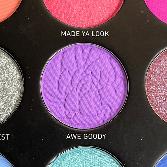 Disney Eyeshadow Palette matte and shimmer Truth Be Bold - Picture 11 of 16